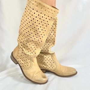 Vintage 2000s Tan/Ivory Diesel Unique Preforated Cowboy Boots Size 8-9